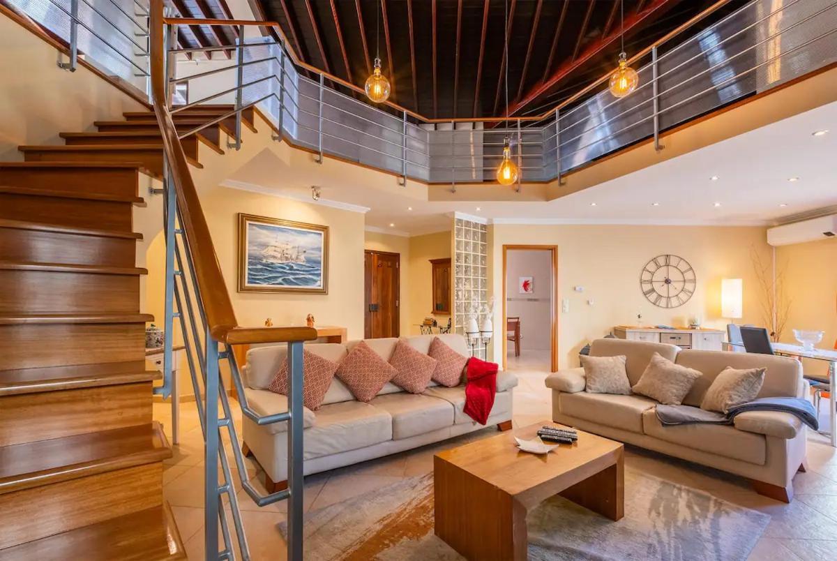 Вилла Quinta D. Maria & Ines Вила-Франка-ду-Кампу Экстерьер фото